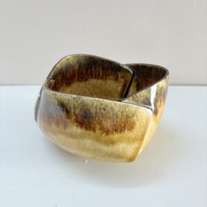 Golden Honey bowl -8"